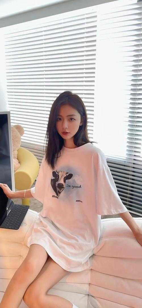 宫女绑生子系统？绝嗣皇帝跪着宠无删减