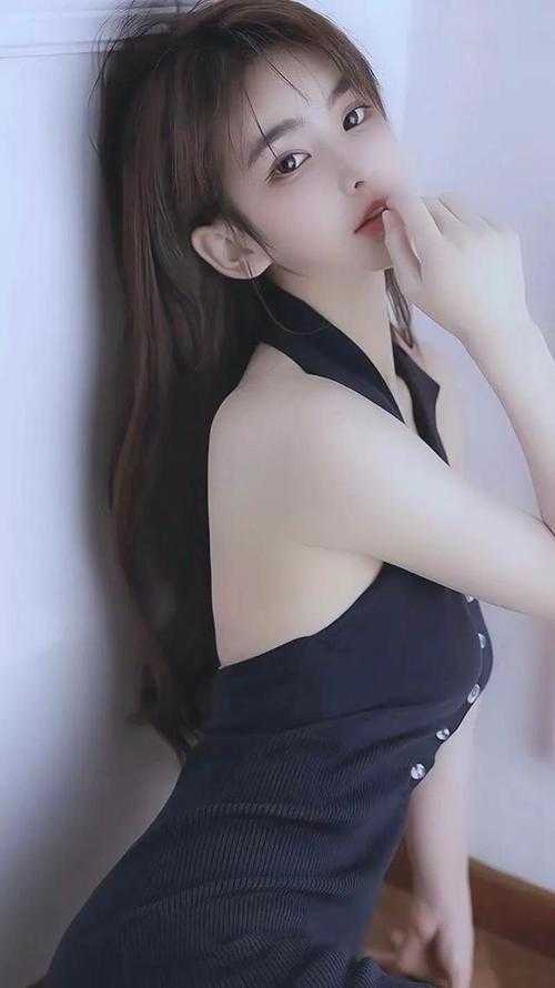 穿成四个大佬独宠女主文的炮灰妹已完结