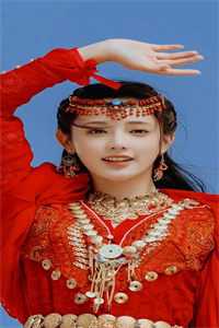 沸雪灼心顿白首爆火全网