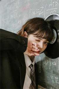 一人看遍长安花结局