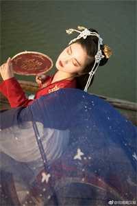 宫女绑生子系统？绝嗣皇帝跪着宠免费阅读全文