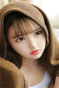 给美女总裁当护工，她求我别走免费看