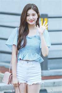 表面勾栏听曲，暗地我执掌天下！小说畅读