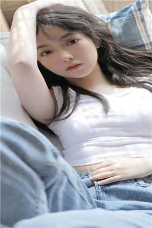 被室友污蔑厕所生子后，我捡个福星女儿躺赢了热门推荐