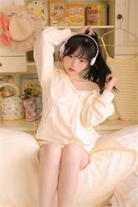 通房丫鬟低贱？绑生子系统当王妃连载