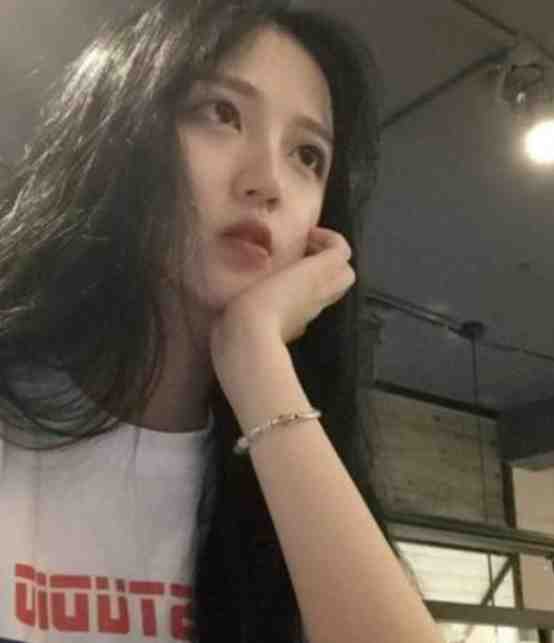 山后别相逢完整