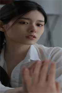 宫女绑生子系统？绝嗣皇帝跪着宠后续+完结