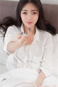 春吻寒木，只花破雪后续