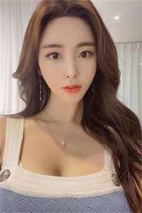 发小死后的第七年，我手撕系统杀穿了修仙界小说结局