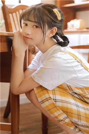 悄悄雪落鬓染霜热门