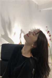 穿成太子爷前女友，他却只认我畅读