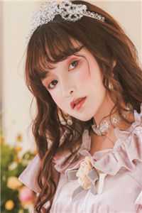 我放任顶流老公整容陪师妹跑龙套后，他悔疯了异常火爆