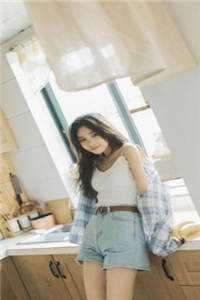 资本家大小姐，去了西北成团宠最新章节