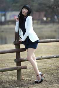 他只是经过完整