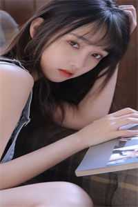 满梧桐月，徘徊缺明未删节