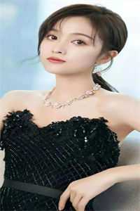 乖乖女走错房，被爹系大佬吻到哭在线阅读