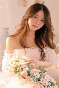 月下拾花听禅音全章节