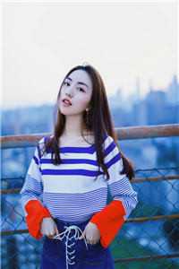 遇到小鲜肉后，妻子恨自己结婚结早了抖音