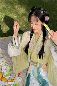 茶烟轻扬落花风连载