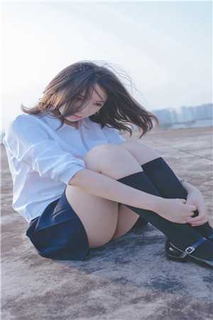 穿成四个大佬独宠女主文的炮灰妹精品篇