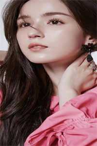 通房丫鬟低贱？绑生子系统当王妃结局