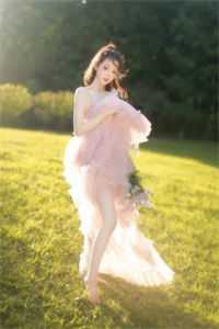 抢我功劳后他慌了章节