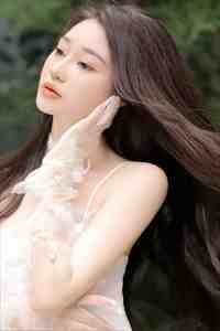 逃跑一年，相亲被疯批大佬堵门口结局