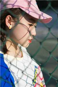 所爱隔山海，风止意难平畅销巨著