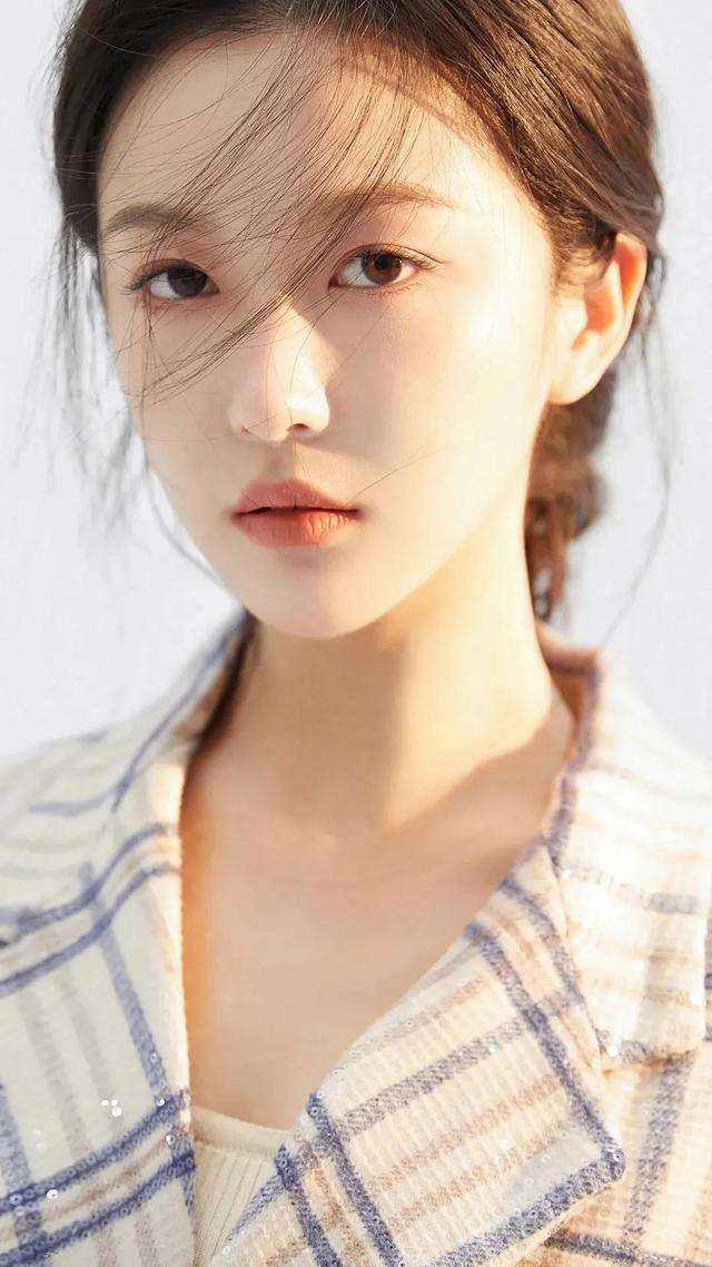 夫君独宠表妹？我被当朝陛下娇养全文无删减