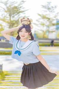 五年爱恋已成空无广告